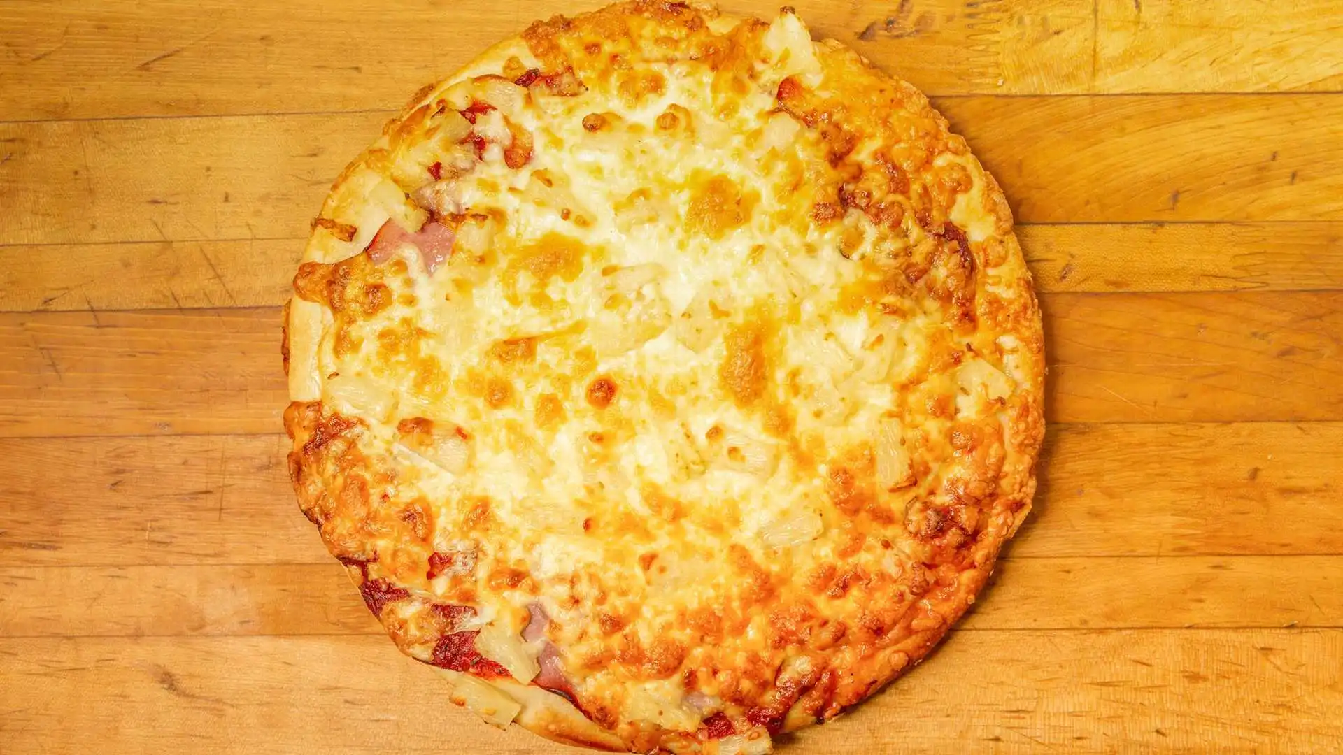 Hawaiian Pizza at Jon's Pizza Calgary - Ham and pineapple combination